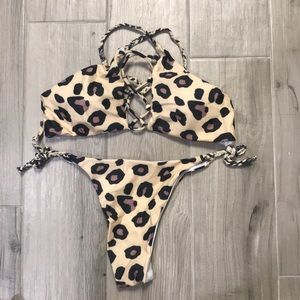 Animal print bikini - never worn